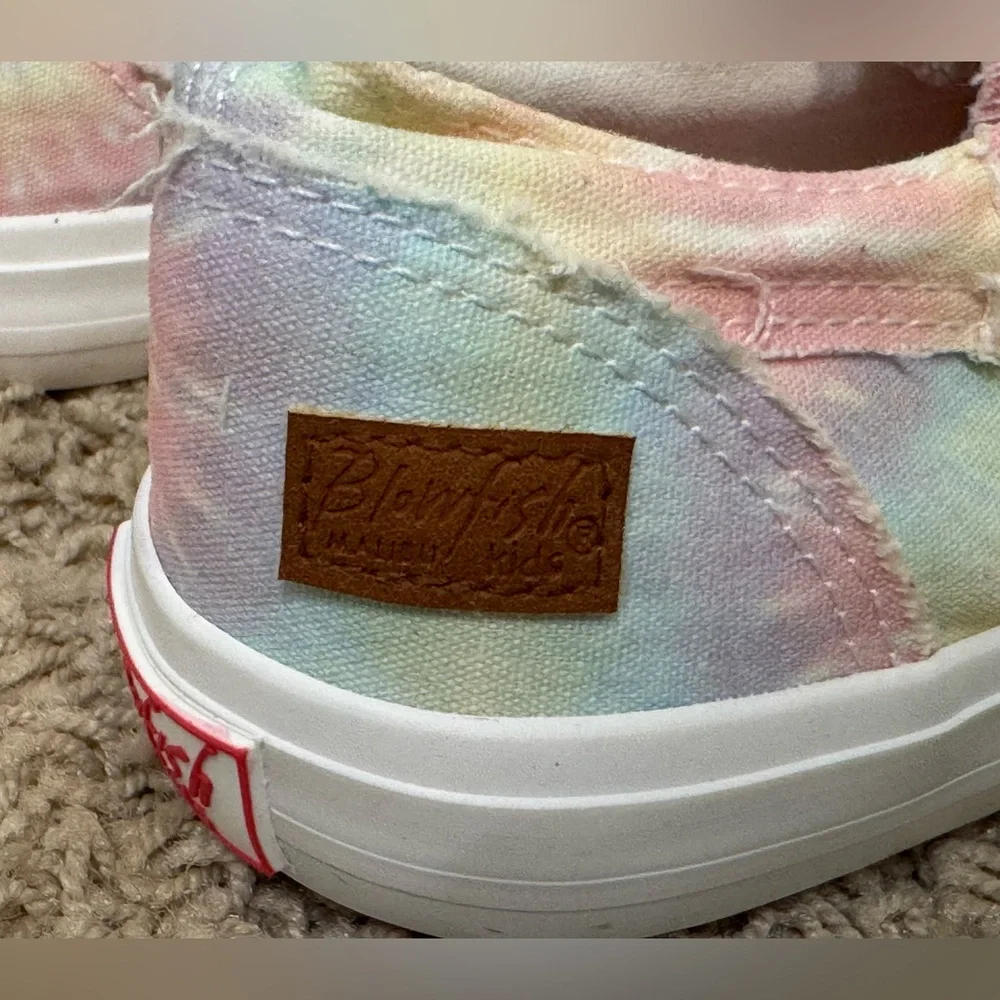Blowfish Malibu Maura-K Girls Pastel Tie-Dye Canvas Slip On Sneakers Size 4